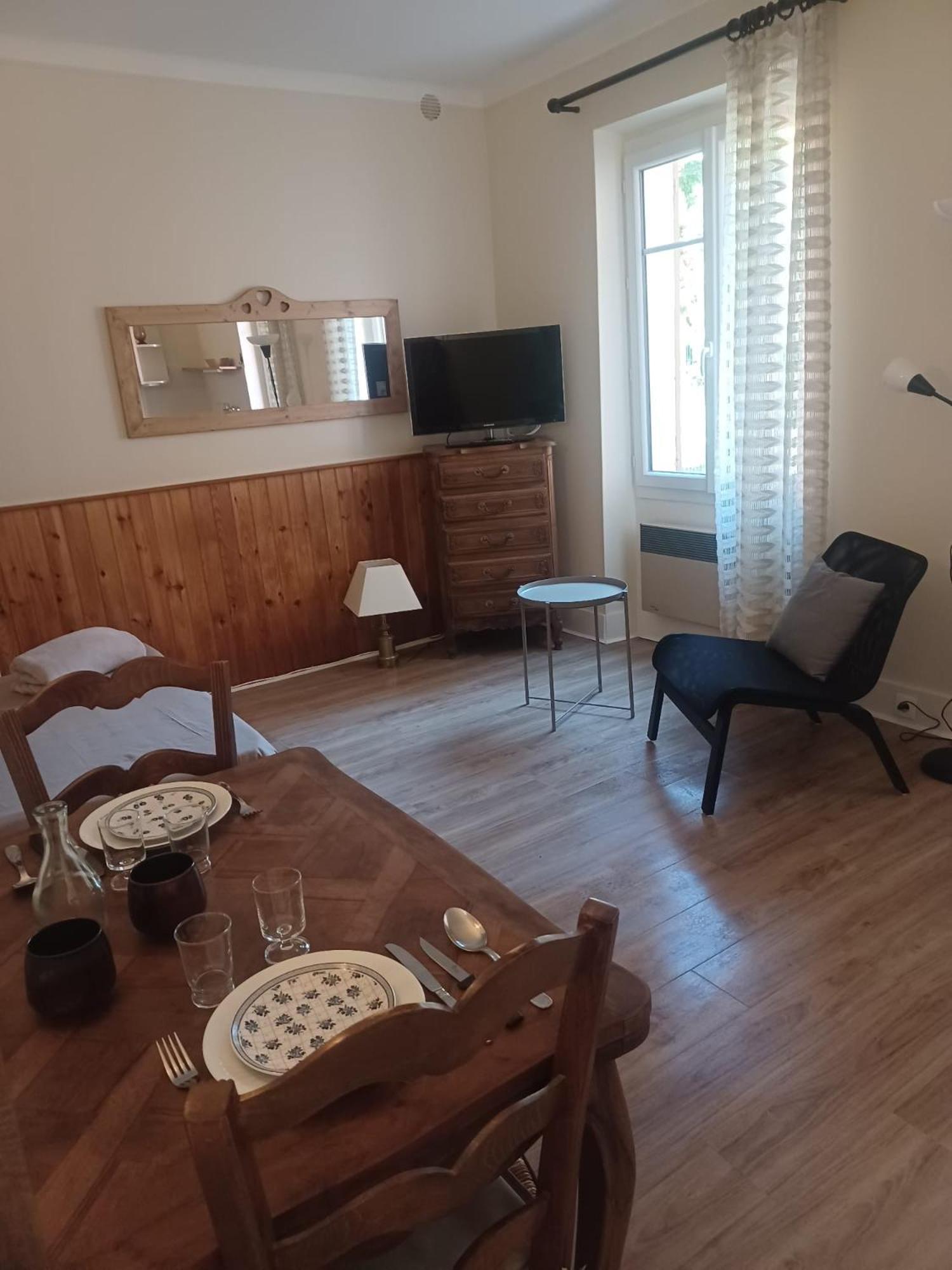 Studio Le Clocher Saint-Étienne-de-Tinée エクステリア 写真